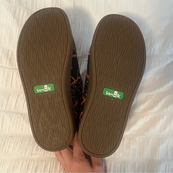 Sanuk Booties - Picture 6 of 6